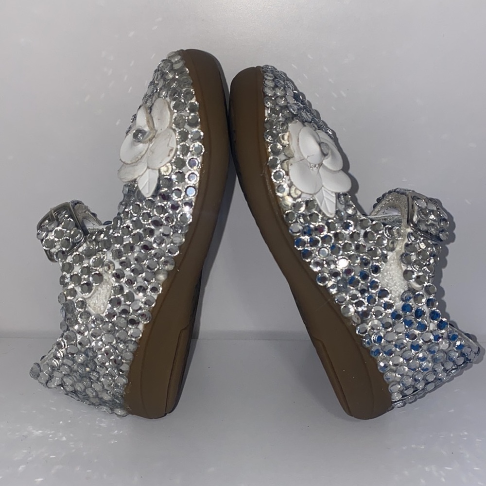 Stride Rite Ava white patent leather shoes, size 5.5W - Picture 7 of 10